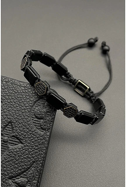 Zircon Stone Macrame Bracelet – Shadow Spark Edition